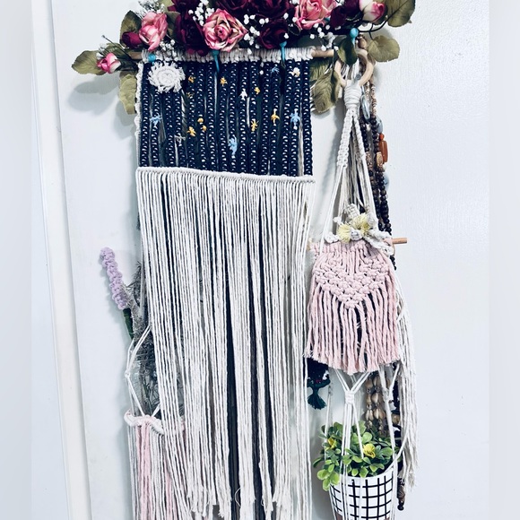 NEW @SouL_EmbEllisH Handwoven Stary-Night Constellation Inspired Macramé Wall Pc - Picture 7 of 15